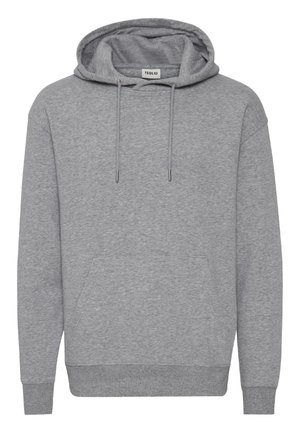 Szürke hosszú ujjú kapucnis pulóver elülső zsebbel, állítható zsinórokkal, valamint a gallér belsejében egy kis címkével, amelyen "!SOLID" felirat olvasható.