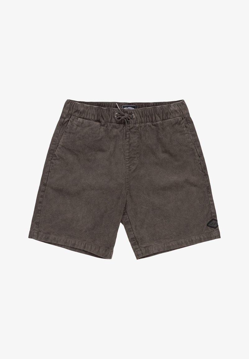 Short en velours côtelé marron avec taille élastique et cordon, avec poches latérales et un petit patch logo sur la jambe gauche.