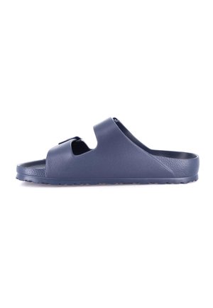 Sandalo slide in gomma blu navy con punta aperta, due cinturini regolabili e suola testurizzata, mostrato di lato su sfondo bianco.