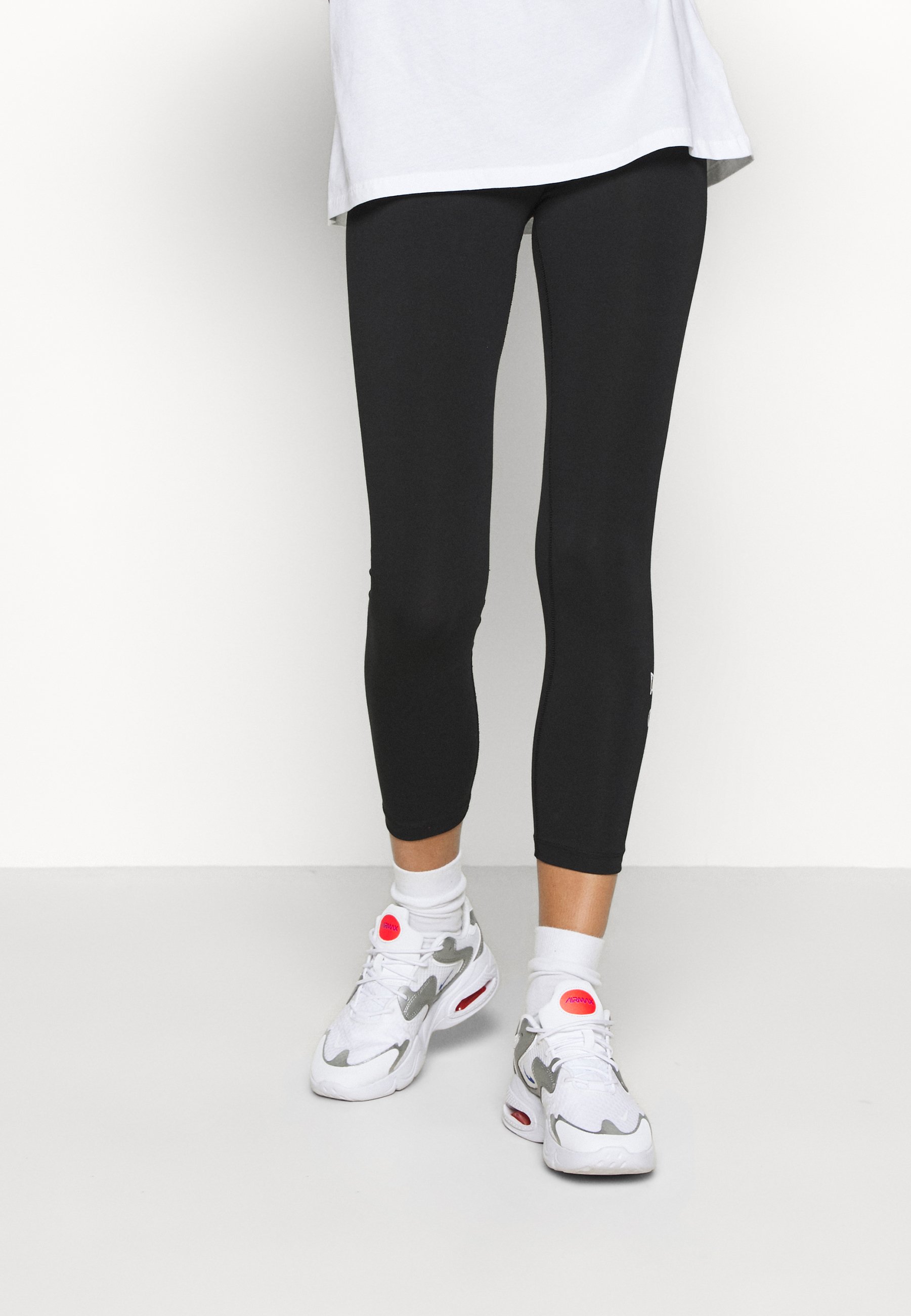 Nike Sportswear FEMME - Legging - black/noir - ZALANDO.FR Nike Sportswear FEMME - Legging - black/noir - ZALANDO.FR