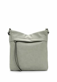 Borsa a tracolla in pelle verde chiaro con una texture morbida, chiusura a pieghe e una sottile tracolla nera in accent. Design minimalista senza hardware visibile.