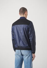 EA7 Emporio Armani JACKET - Bomberjacka - blu navy