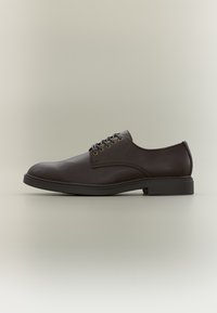 Επιλέχθηκε, brown