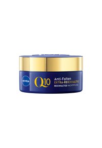 NIVEA Q10 Nachtcreme in einem runden blauen Glas mit einem goldenen Deckel. Das Etikett enthält weiße und gelbe Schrift. Glatte Oberfläche, keine Muster.