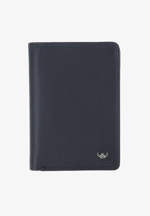 Portefeuille fermé en cuir noir avec une couture soignée et un petit logo argenté en bas à droite sur fond blanc.