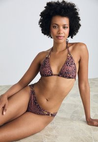 LASCANA PANTS RING - Bikini apakšdaļas - brown