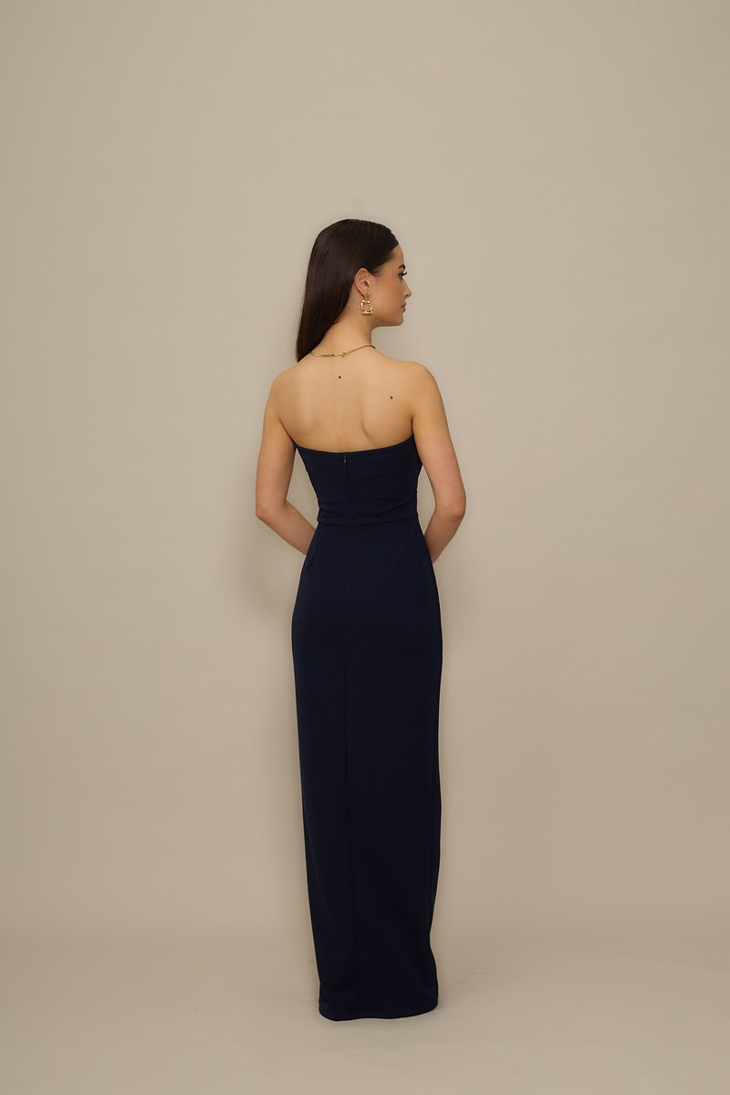 WAL G PETITE ANNA V NECK MAXI DRESS - Cocktail dress / Party dress - navy  blue/dark blue - Zalando.ie