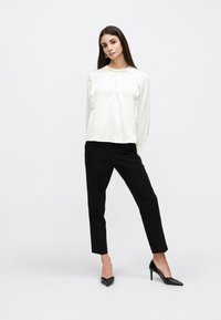 Anna Field Μπλούζα - egret