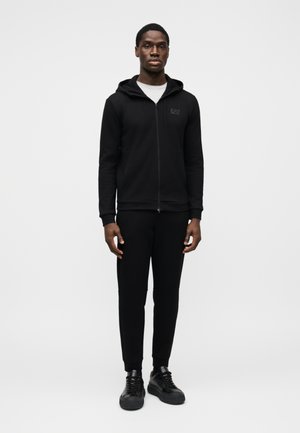 NATURAL VENTUS T SUIT HOODIE - Trenirka - black beauty