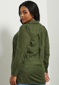 Thumbnail Image 3
