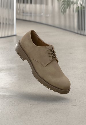 Šněrovací boty - beige