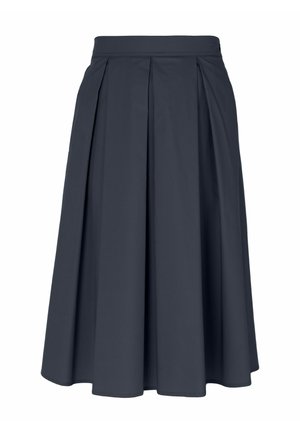 Donkergrijze plisseerok met een hoge tailleband, vervaardigd uit gladde stof, met een uitlopende vorm en een lengte tot de knie.