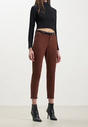 Calliope, Chino - brown