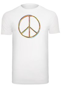 Hvid bomulds T-shirt med et multfarvet fredstegn design, skabt med tynde, buede linjer i rød, blå, grøn, gul og lilla.