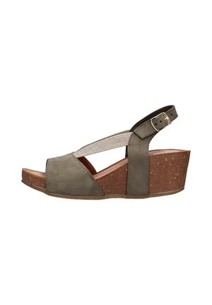 Sandalo wedge grigio con soletta in sughero, dotato di una fascia elastica testurizzata e di una cinghia regolabile alla caviglia per una vestibilità sicura.
