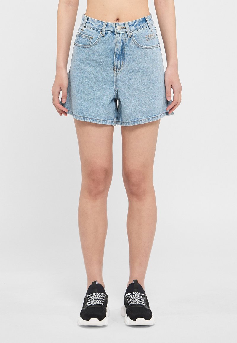 7 DAYS Active Farkkushortsit - denim blue