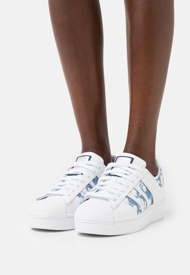 Adidas Originals SUPERSTAR BOLD Trainers Footwear White ambient Sky 