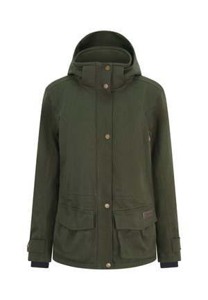 Olivgrön jacka med en texturerad yta, huva, snapknappar i guldton, två frontfickor och en logotypdetalj på den nedre fickan.