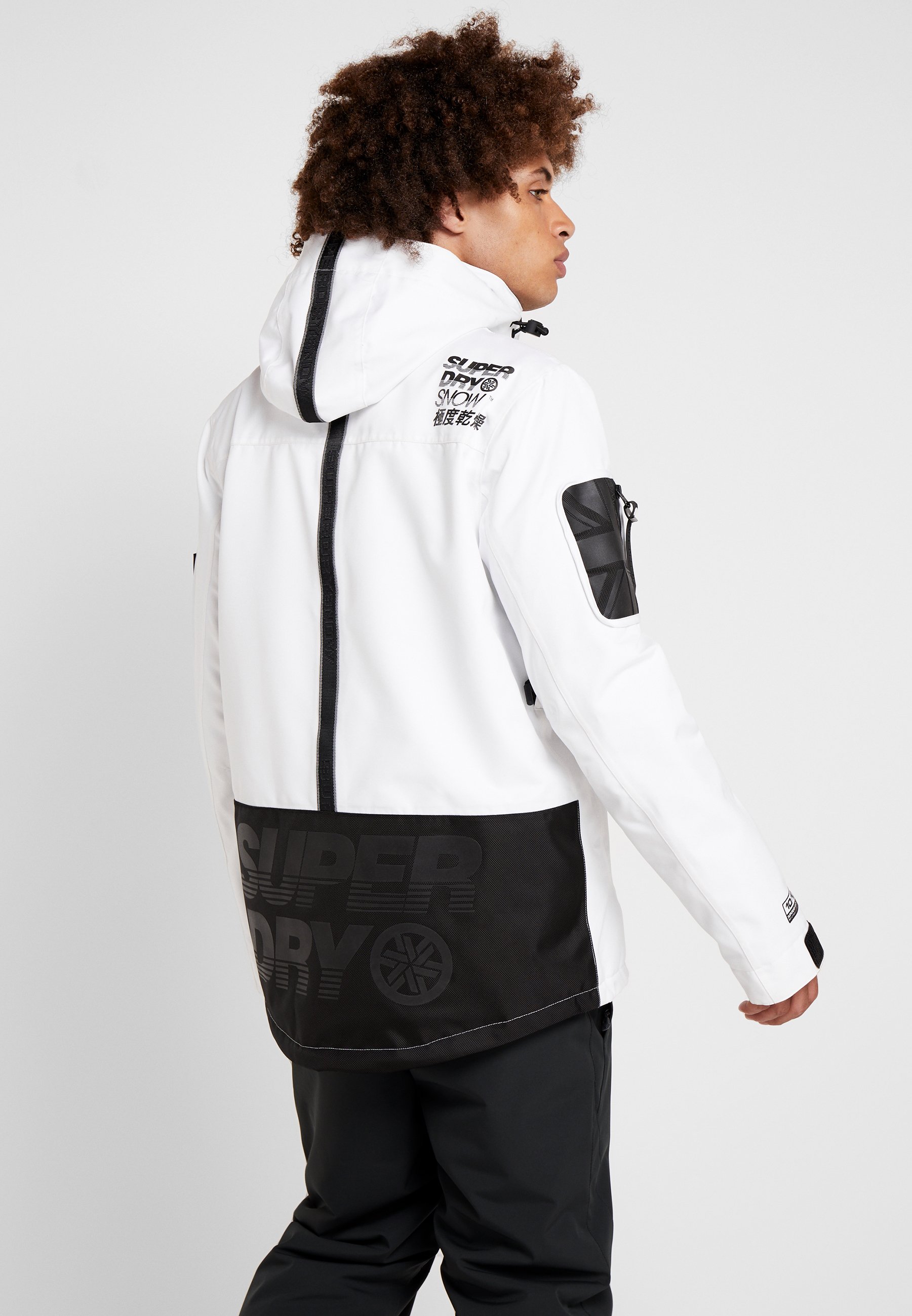 white overhead jacket