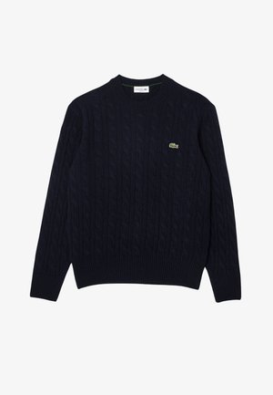 Marineblauer Strickpullover mit Kabelmuster, Rundhalsausschnitt, gerippten Bündchen und Saum, mit einem kleinen grünen Lacoste-Logo auf der Brust.