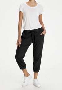 Kaffe Pantalones deportivos - black