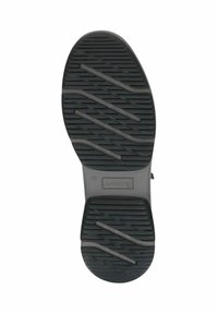 Fekete gumi cipőtalp zigzag mintázattal. Tartalmaz egy logót és méretjelöléseket. Textúrált a tapadás és a tartósság érdekében.