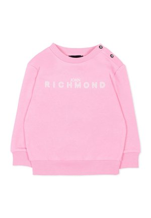 Felpa rosa a maniche lunghe con scritta "JOHN RICHMOND" sul davanti e dettagli con bottoni neri sulla spalla sinistra.