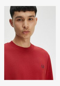 Selezionato, rosso bruciato