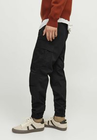 Jack & Jones Pantaloni cargo - black