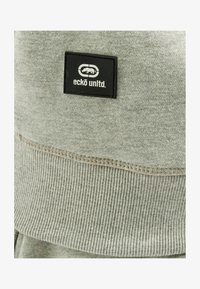 Selected, grey melange