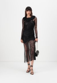 Pinko BRUCOMELA ABITO - Juhlamekko - nero limousine