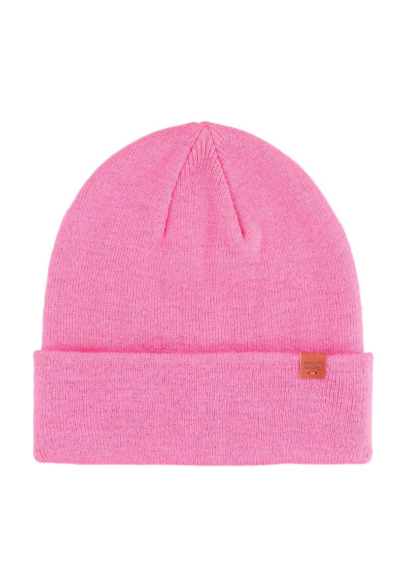 Różowa dzianinowa czapka z zagiętym brzegiem. Gładka textura, zaokrąglony czubek z delikatnym przeszyciem. Zawiera małą, brązową skórzaną metkę z logo.