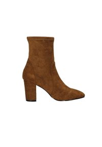 Stivale alla caviglia in suede marrone con punta a punta, design strutturato e tacco spesso a blocco. I dettagli della cucitura aggiungono texture alla superficie.