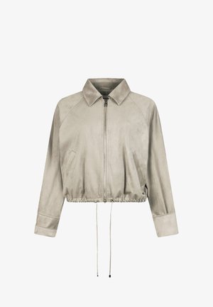 Giacca bomber in camoscio beige chiaro con cerniera frontale, due tasche laterali, colletto a punta e coulisse regolabile all'orlo.