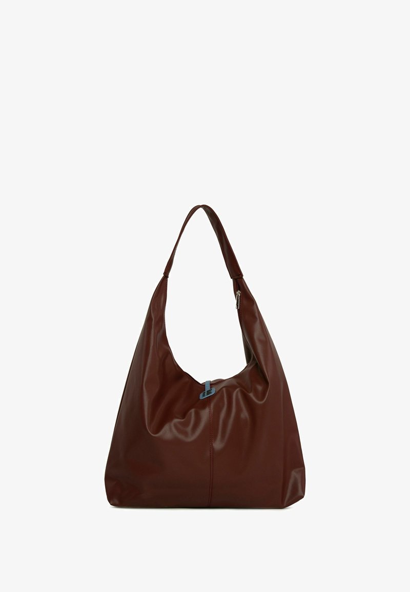 Hnedá kožená hobo taška s jedným ramenným popruhom, plisovaným dizajnom, hladkou textúrou a zipsom so svetlomodrým akcentom.