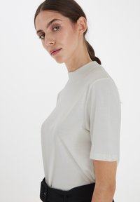 ICHI IHRANIA - T-Shirt basic - cloud dancer