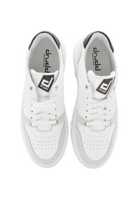 White sneakers with textured leather and suede accents. Features perforated toe, flat laces, and logos on the tongue and side. Rounded silhouette.