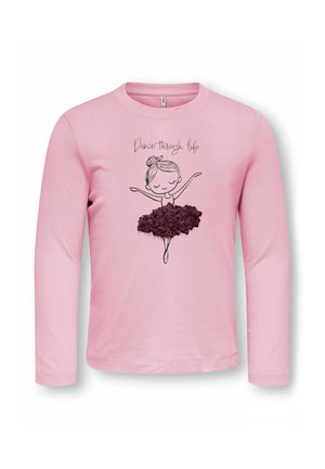 T-shirt rose à manches longues avec une illustration de ballerine portant un tutu texturé violet foncé et le texte « Dance through life » au-dessus.