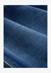 Atlasīts, mid stone wash denim