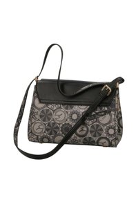 Borsa nera e grigia con motivi geometrici, patta in pelle, tracolla regolabile e dettagli in metallo dorato.