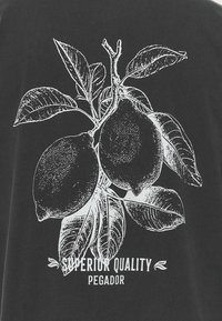 Pegador GORET TEE - Potiskana majica - vintage black