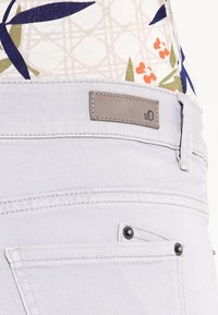 s.Oliver Short en jean - grey