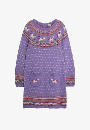 Paarse gebreide jurk met een ronde hals, lange mouwen, eenhoornmotieven op de zakken en gemusterde strepen rond de halslijn en de zoom.