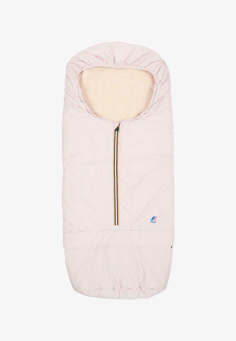 Różowy, wyściełany śpiwór z miękkim, kremowym wnętrzem i centralnym zamkiem błyskawicznym z kolorowymi akcentami. Zaprojektowany z myślą o ciepłości i komforcie.