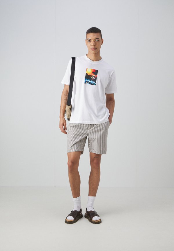 ONSTEL STRIPED - Shorts2