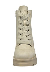 Beiger Schnürstiefelette aus weichem Wildleder, mit abgerundeter Spitze und einer strukturierten Gummisohle; verfügt über einen seitlichen Reißverschluss für einfaches An- und Ausziehen.