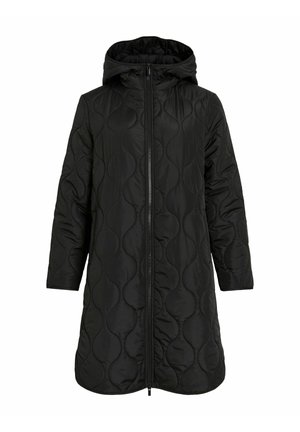 Veste noire matelassée avec capuche, dotée d'une fermeture éclair complète à l'avant, de manches longues et d'une coupe mi-longue, conçue avec un motif texturé ondulé.