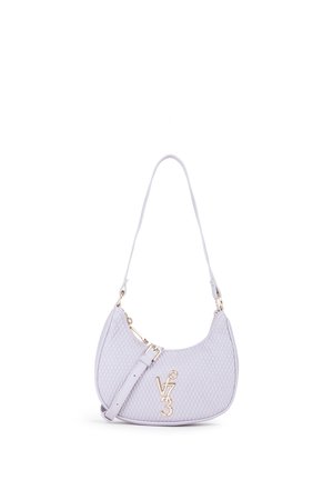 Borsa a mezzaluna trapuntata lilla con logo V73 in tonalità oro, cerniera superiore e tracolla regolabile.