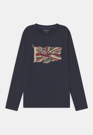 Mørkeblå T-shirt med lange ærmer lavet af bomuld, med et slidt Union Jack grafisk motiv og "Pepe Jeans" logo i midten.