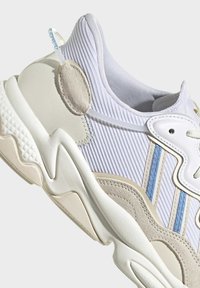 adidas Originals Tenisky - white